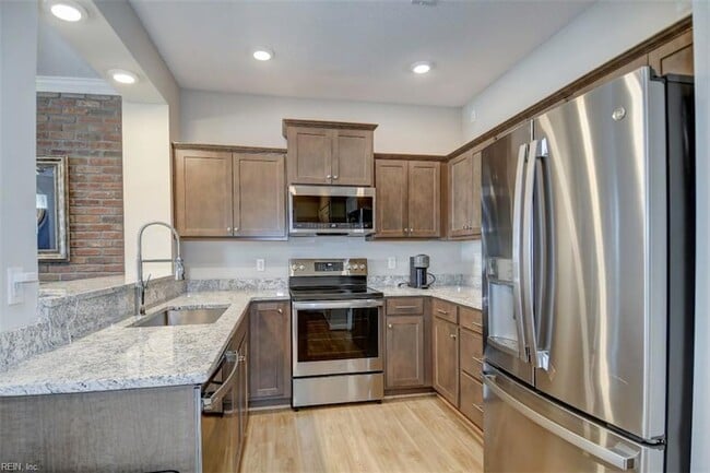 Building Photo - 1007 Kathy Ann Wy W