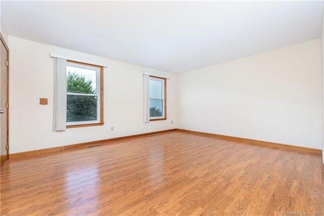 Building Photo - 113 Brandegee Ln