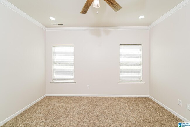 Building Photo - 1041 Crawford Ct