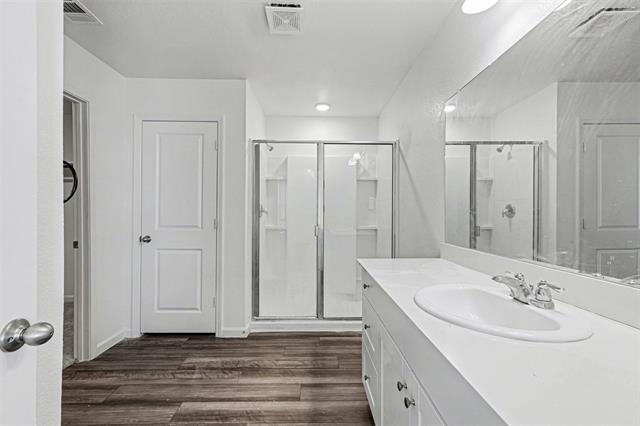 Building Photo - 1806 Chapel Hl Rd