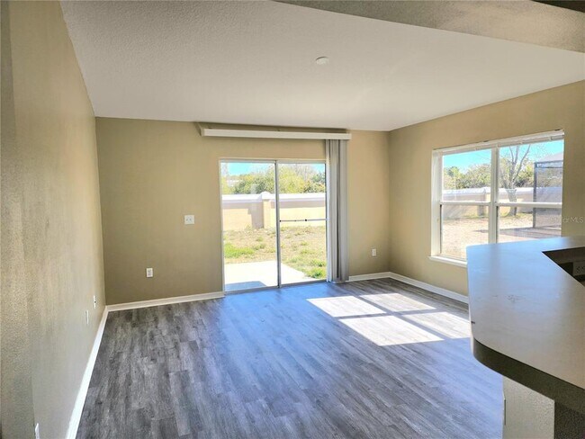 Building Photo - 4017 Longworth Loop