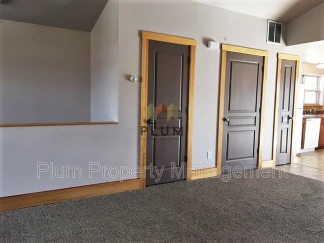 Building Photo - 2726 O'Shaughnesy St