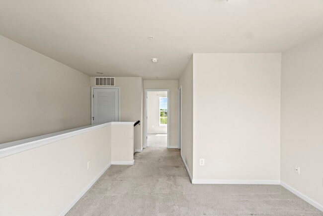 Building Photo - 7113 Brick Kiln Cir