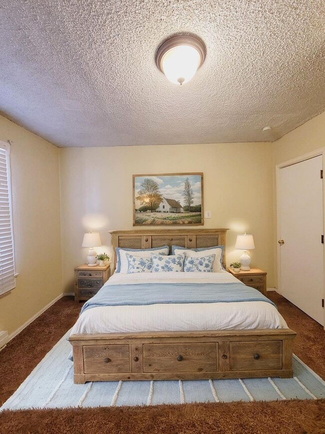 Building Photo - Cozy 2-Bed In Home in Old Colorado City an...