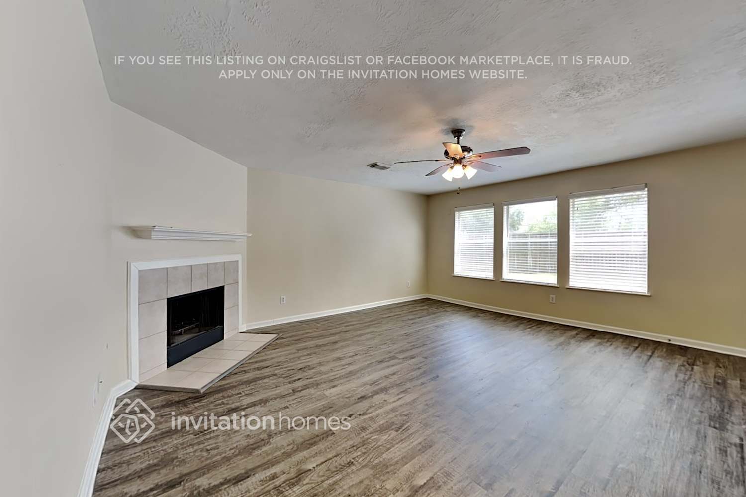 Building Photo - 410 Sun River Ln