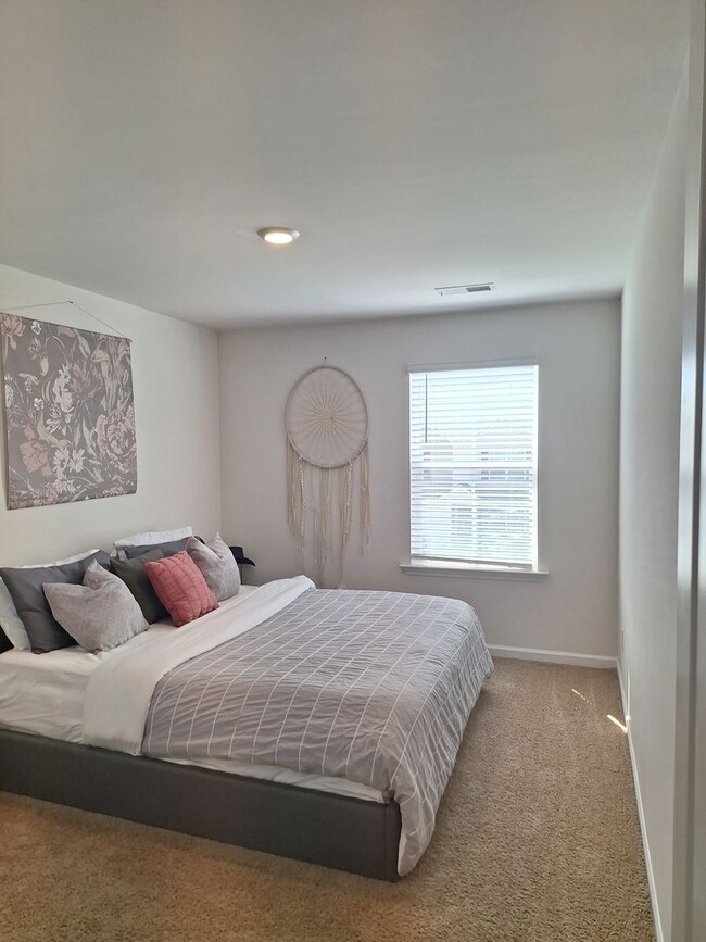 Building Photo - Wonderful Four Bedroom Home Located in the...