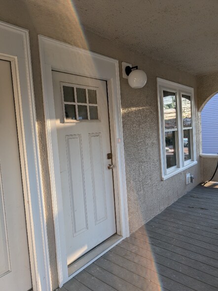 Building Photo - 19 Indiana Ave