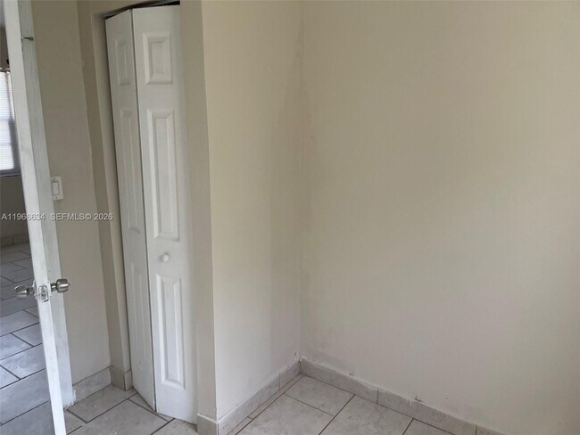 Building Photo - 720 NW 134th St