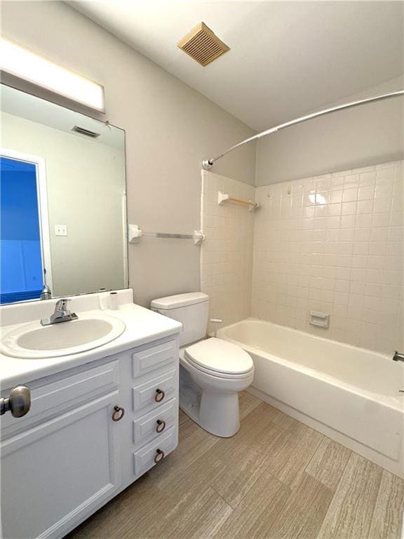 Building Photo - 5900 Grelot Rd