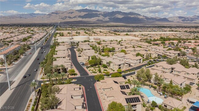 Building Photo - 4725 Basilicata Ln