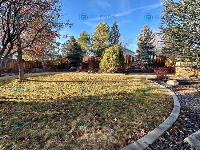Building Photo - Open Layout, Big Yard, Great Location—This One Has It All!