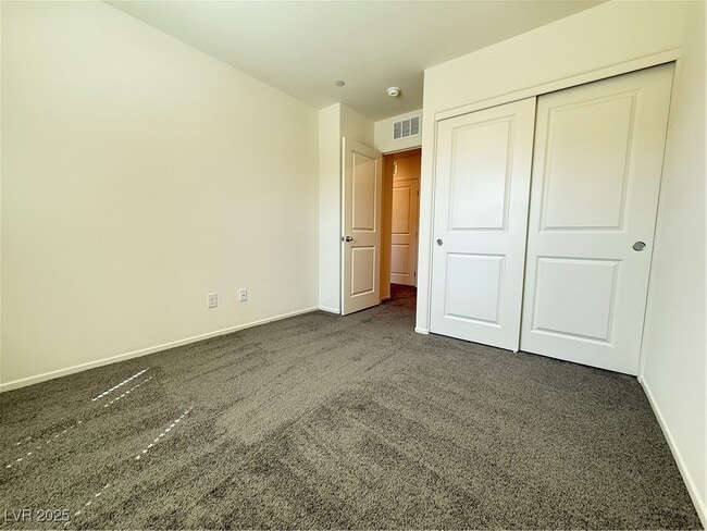 Building Photo - 4830 Currant Rdg Ave