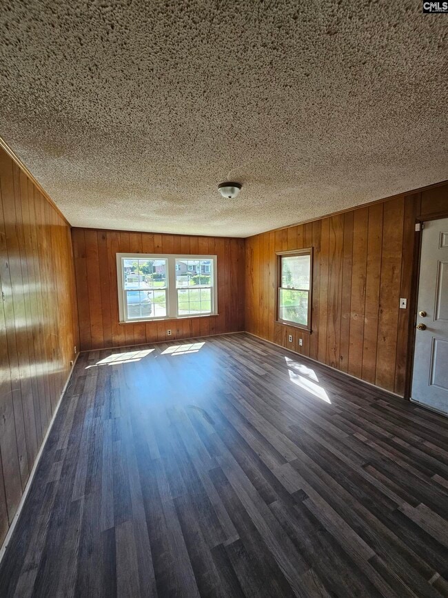 Building Photo - 3924 Trotter Rd