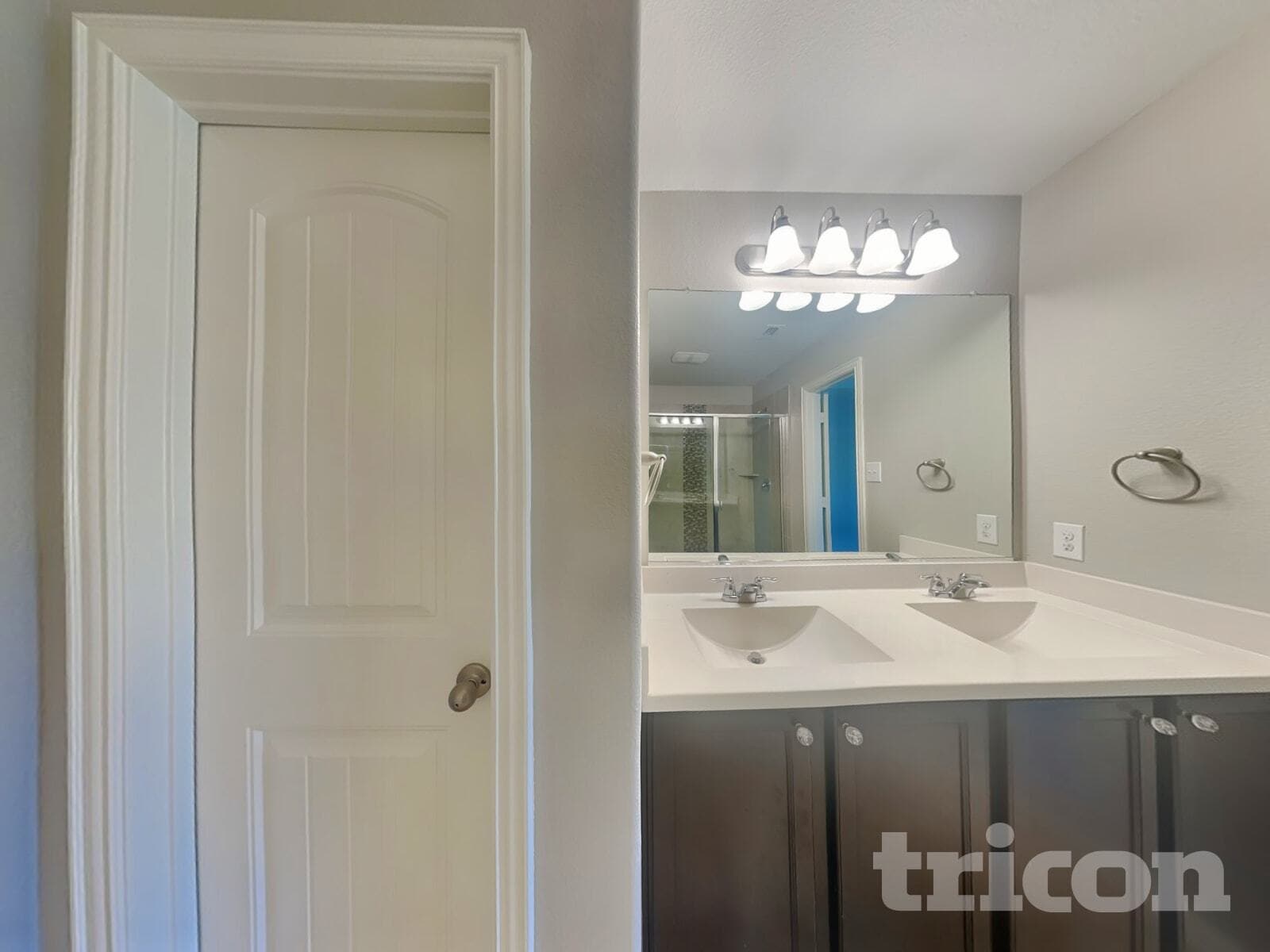 Building Photo - 810 Silverbell St