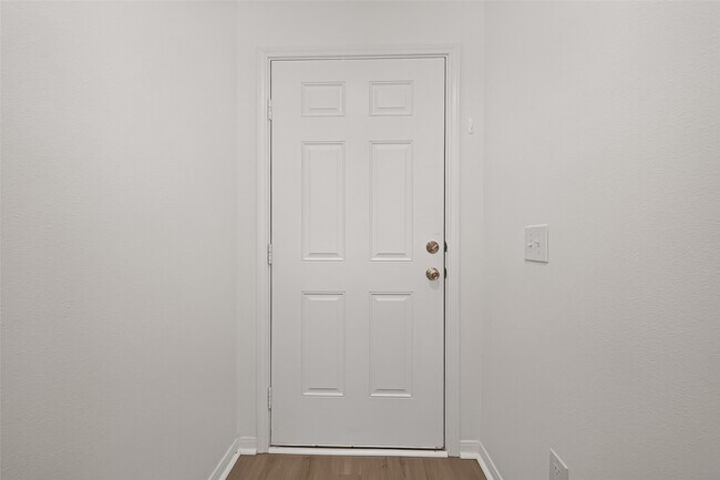 Building Photo - 338 Shady Cedar Hl Ln