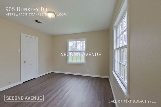 Building Photo - LIMITED TIME: $500 off second month's rent...