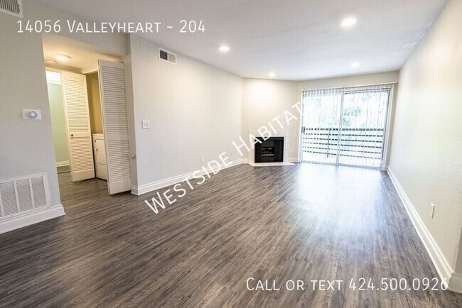 Building Photo - 14056 Valleyheart-204