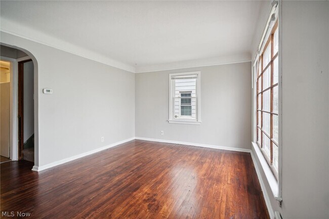Building Photo - 14416 Krems Ave