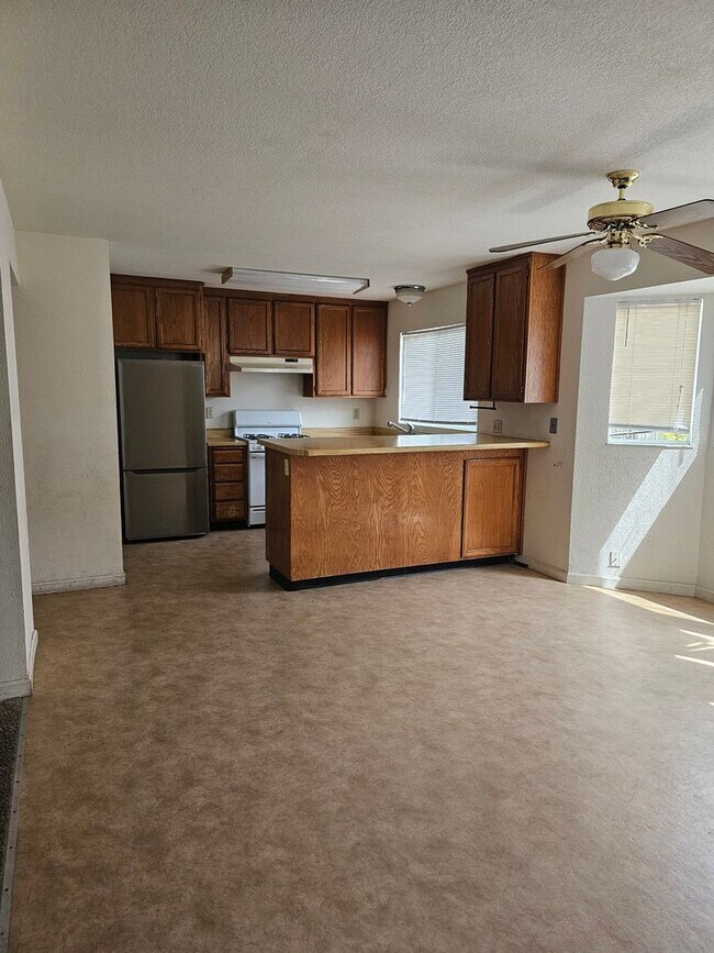 Building Photo - 2324 Bellam Ct