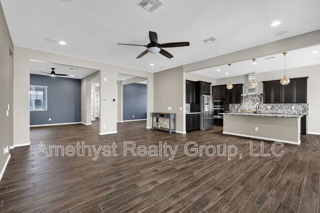 Building Photo - 5116 N 185th Ave