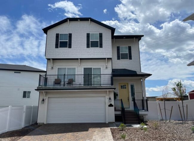 Building Photo - 4275 Bromwell Ct