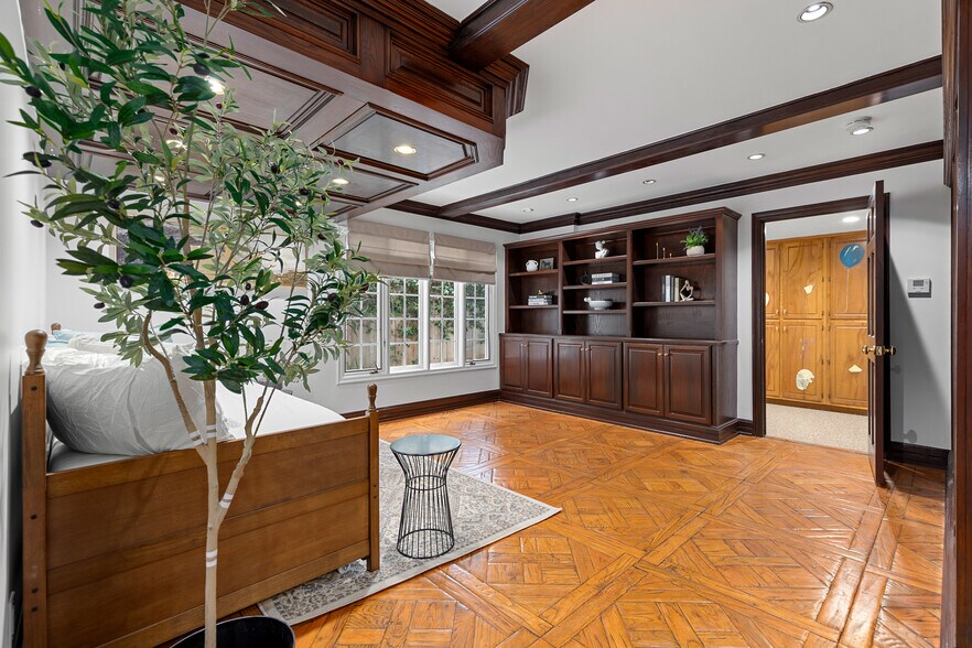 Building Photo - 16842 Harkness Cir