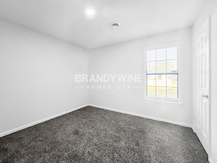Building Photo - 4580 Chelwood Dr