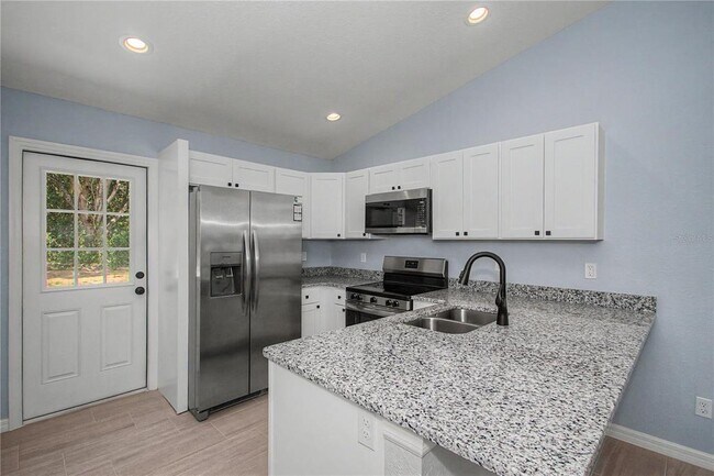 Building Photo - 5783 NW 11th Pl