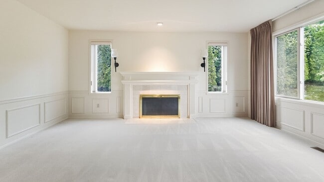 Building Photo - Spacious, Comfortable House in Forest Ridge Estates of Bellevue