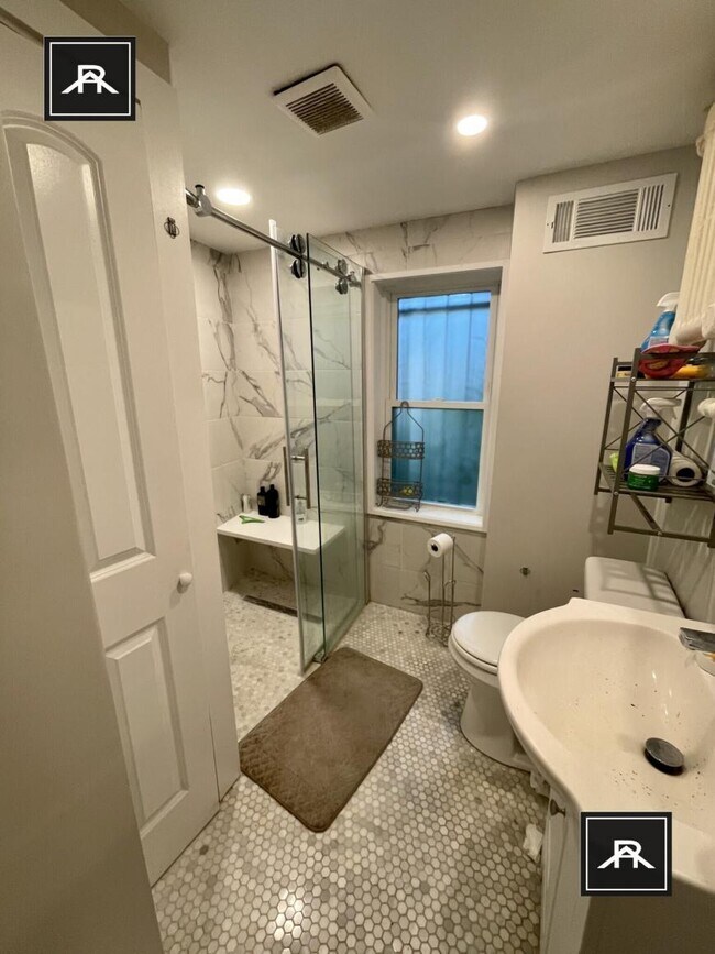 Building Photo - 2 bedroom in Brighton MA 02135