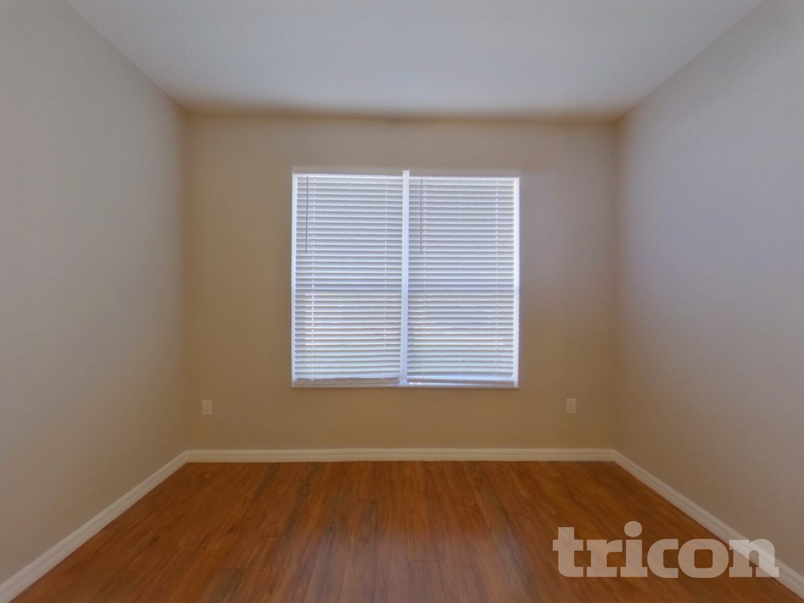 Building Photo - 351 Fairmount Park Ct