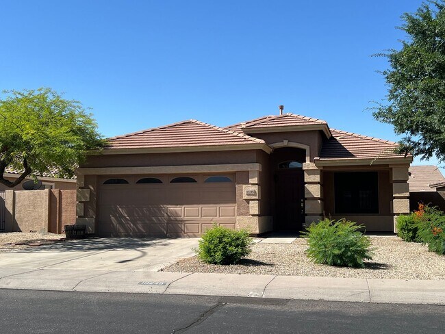 Primary Photo - Move in ready near Baseline & Crismon: Vil...