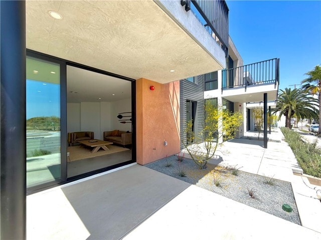 Building Photo - 243 Seal Beach Blvd