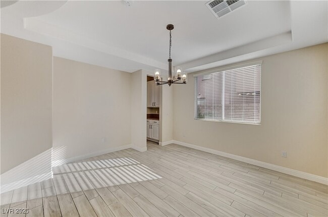 Building Photo - 536 Puenta Del Rey St