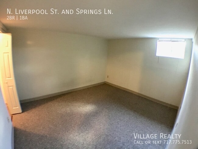 Building Photo - 75 N Liverpool St