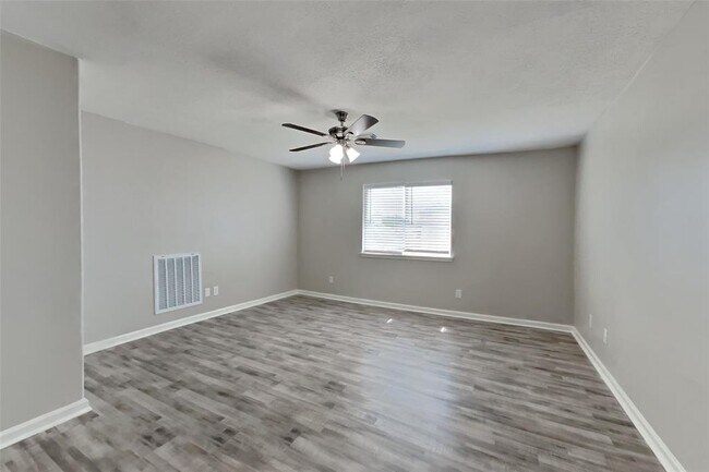 Building Photo - 6611 Barker Bend Ln