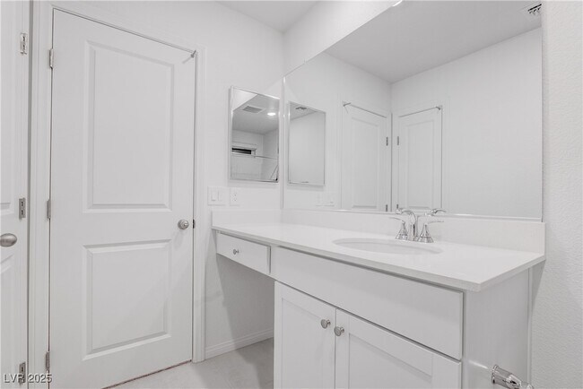 Building Photo - 3681 Inspirato Ave