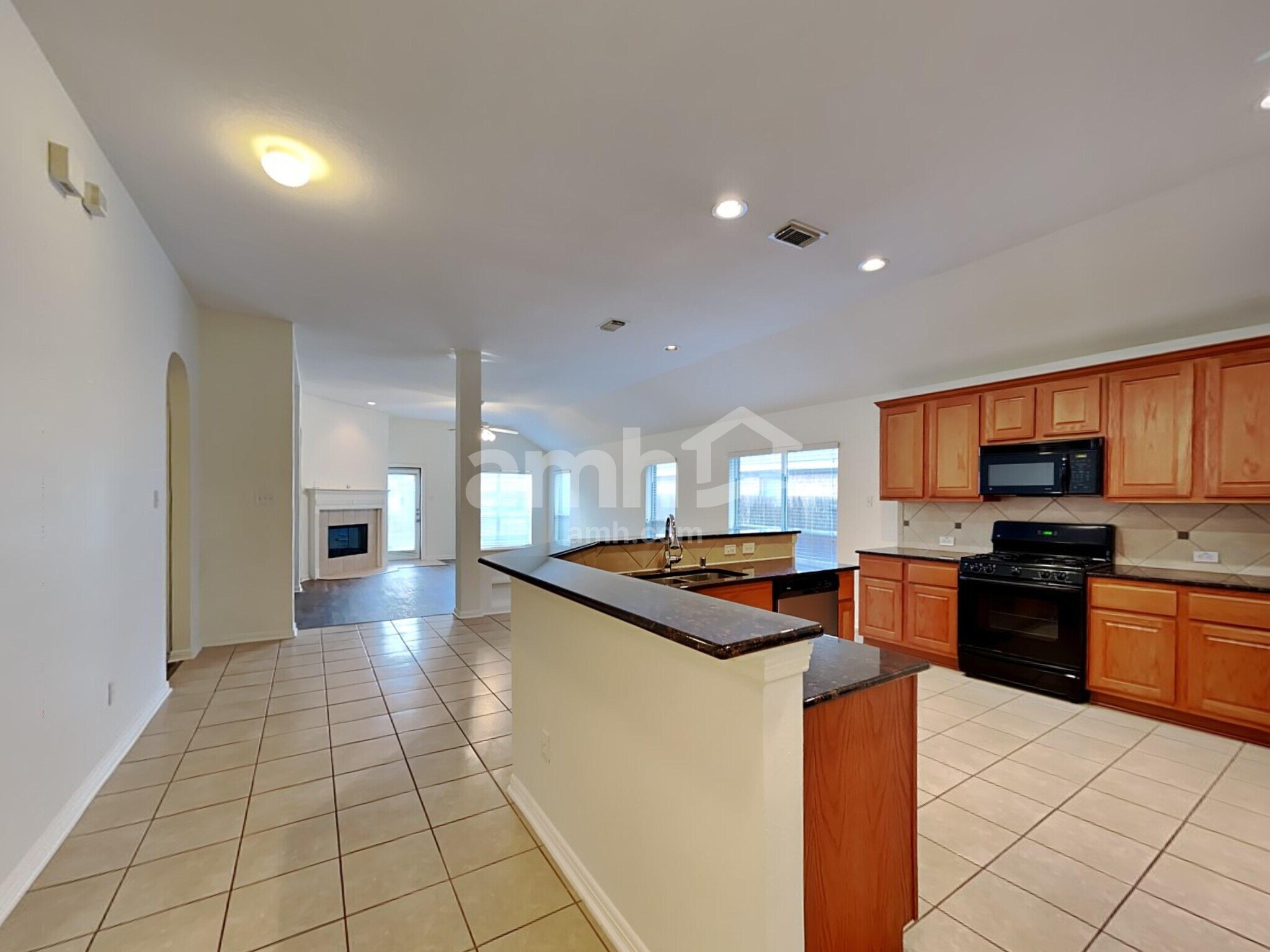 Building Photo - 6170 Galloway Ln