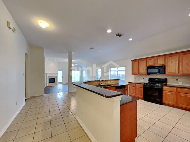 Building Photo - 6170 Galloway Ln