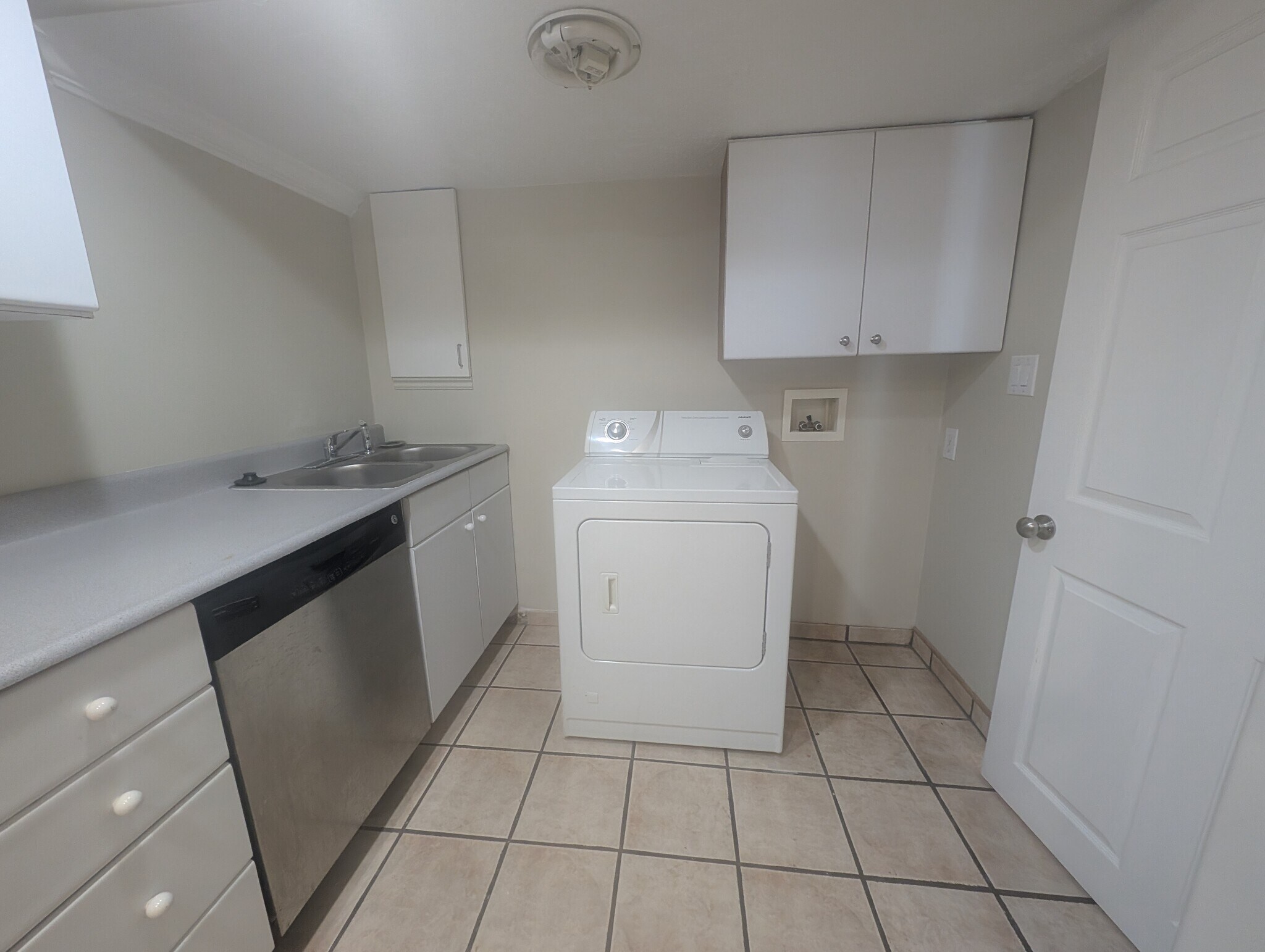 Building Photo - 5750 S Dynasty Oaks Cir