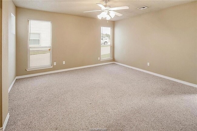 Building Photo - 4053 Southern Trace Dr