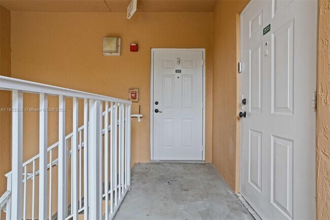 Building Photo - 17640 NW 73rd Ave