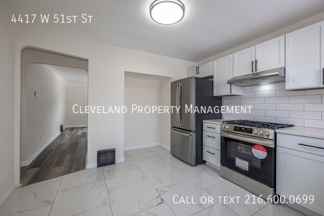 Building Photo - 4417 W 51st St