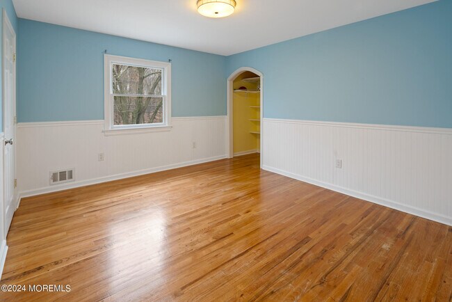 Building Photo - 362 Elton Adelphia Rd
