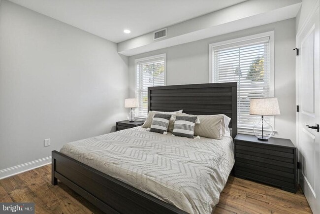 Building Photo - 36 Evergreen Ln