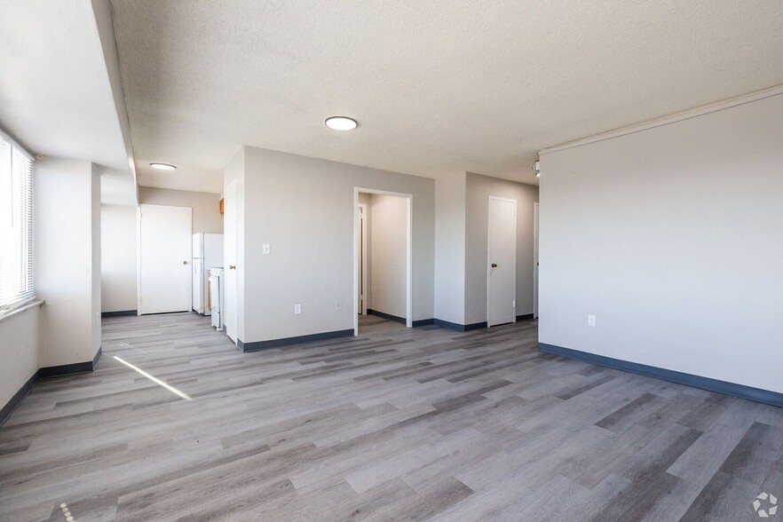 Interior Photo - Independence Tower