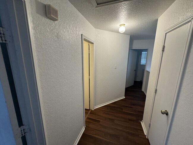 Upstairs Hall - 23 Knights Peak