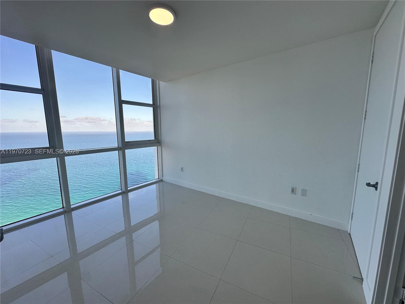 Building Photo - 18201 Collins Ave