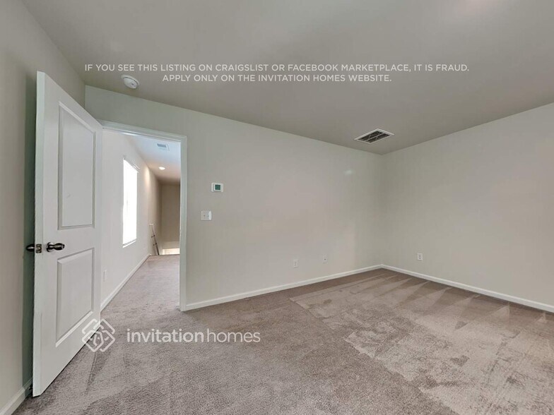 Building Photo - 7300 Olive Coast St