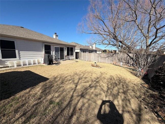 Building Photo - 1203 Mallard Dr